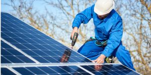 Installation Maintenance Panneaux Solaires Photovoltaïques à Saint-Chamarand
